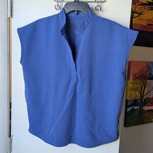 Figs Technical Collection Medical Blue Scrubs Top Size Small